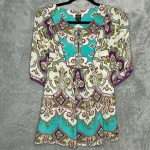 Nicole Miller 6 Small Shirt Top Green Paisley Short Sleeve Round Neck Keyhole